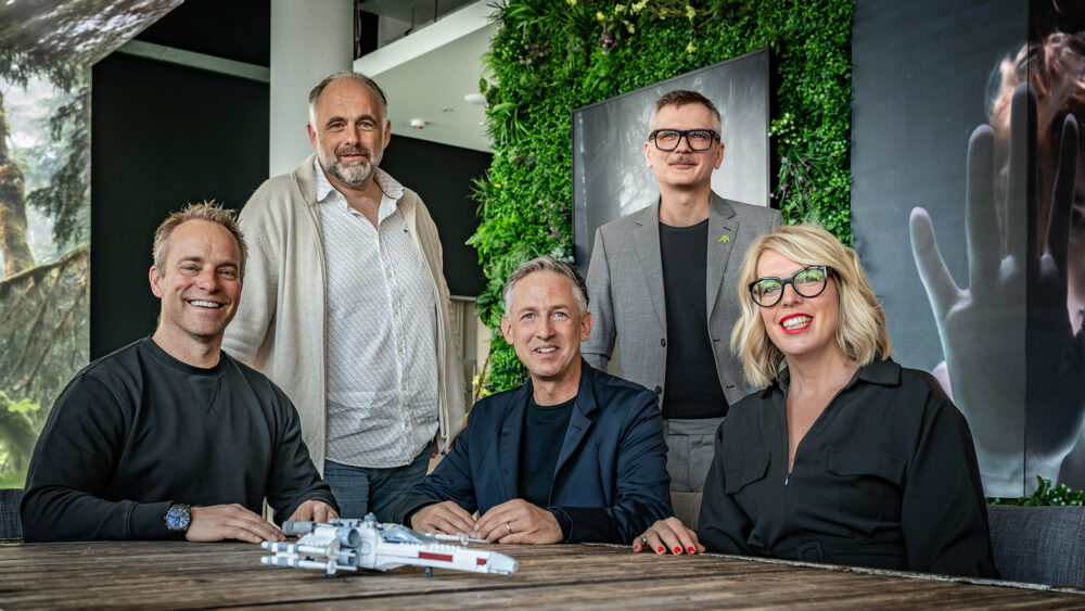 New Retail: Zumtobel, 4Dmagic und Kochstrasse treiben die Transformation des Handels voran Experten-Kollaboration kombiniert neurowissenschaftliche Insights, dynamische Lichtszenarien und Technologie in eine New-Retail-Lösung, die die Art und Weise, wie wir einkaufen, grundlegend verändert.